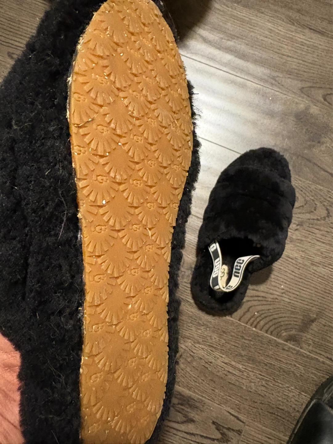 UGG Fluff Yeah Slide Slippers Black Size 7 - photo 3