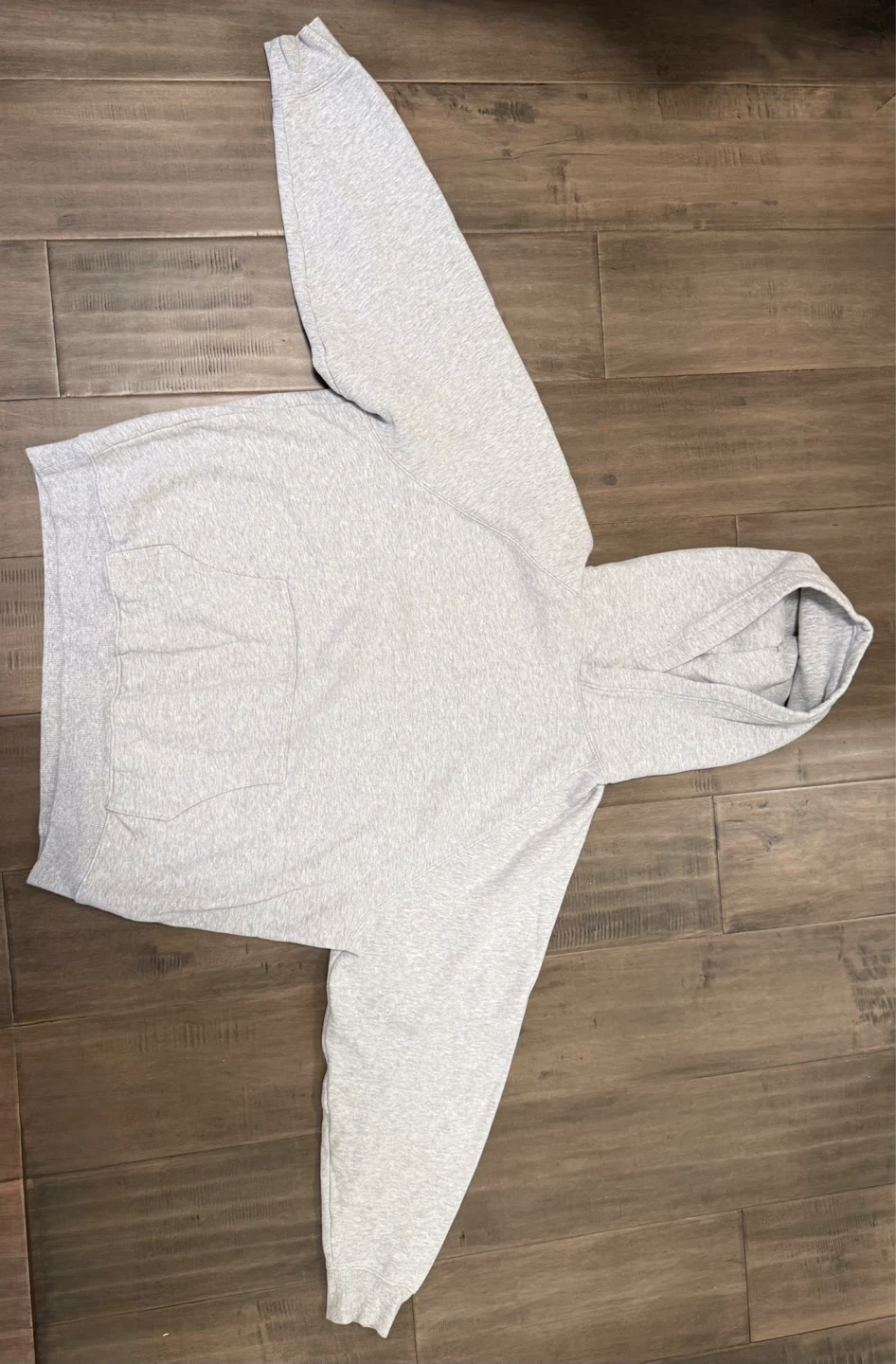 Aritzia megafit grey hoodie - photo 3