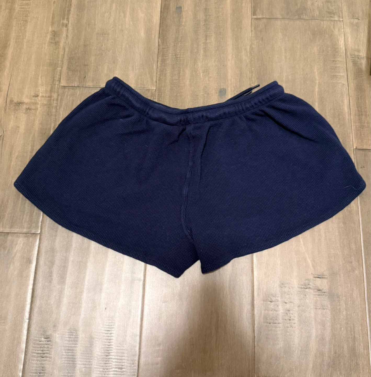 Brandy Melville navy blue shorts - photo 2