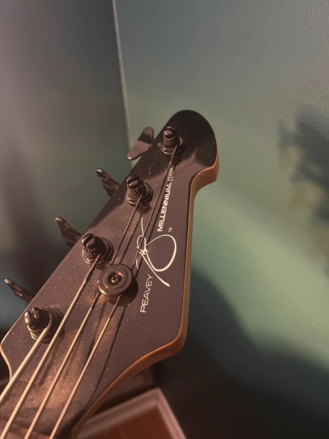 Peavey Millennium BXP Bass Guitar - photo 3