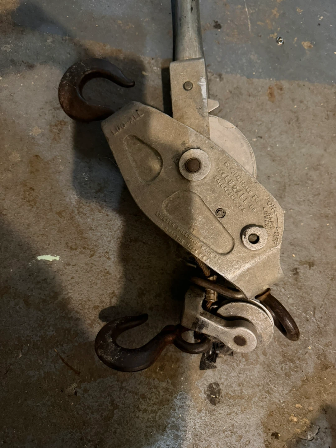 Lug-All Wire Rope Hoist - photo 3