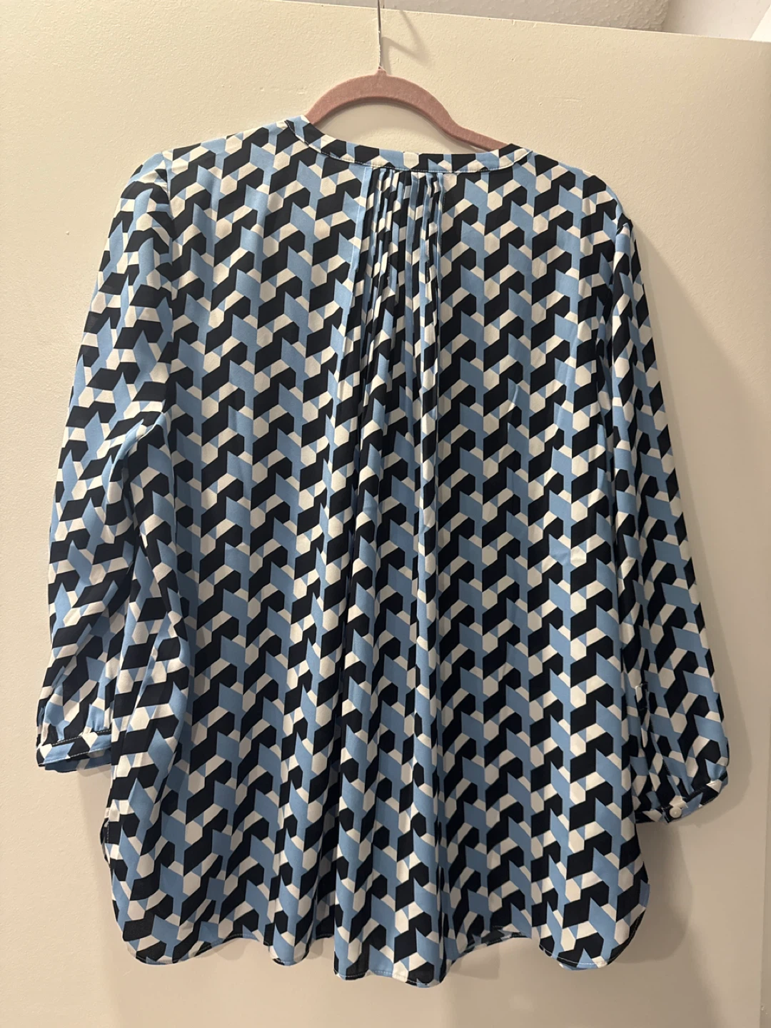 NYDJ Geometric Print V-Neck Blouse - photo 2