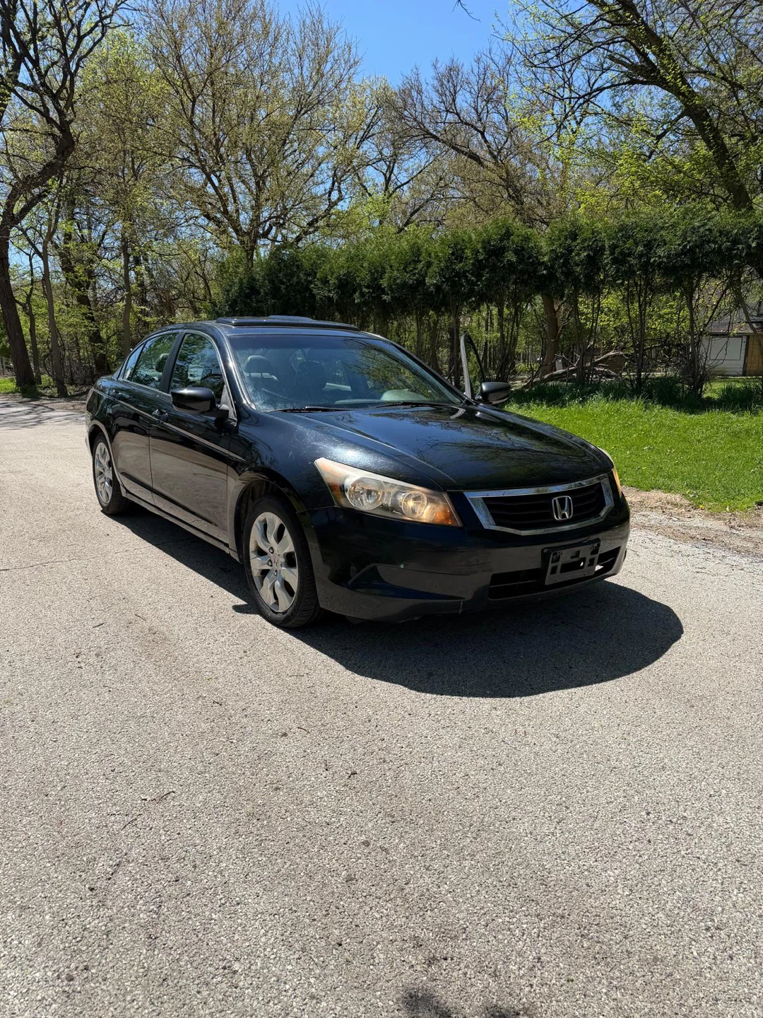 Black Honda Accord 2009