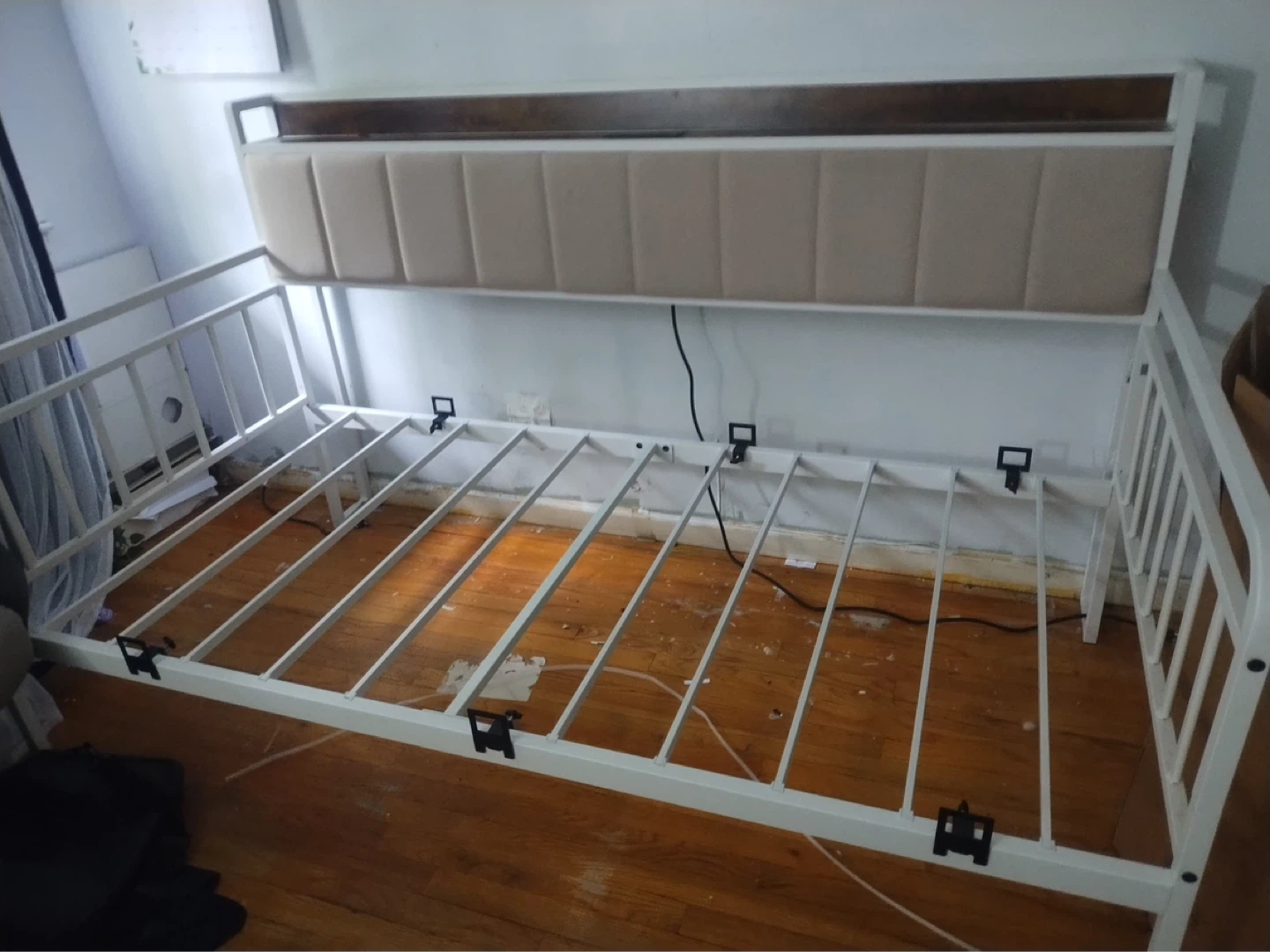 White Metal Daybed with Upholstered Headboard