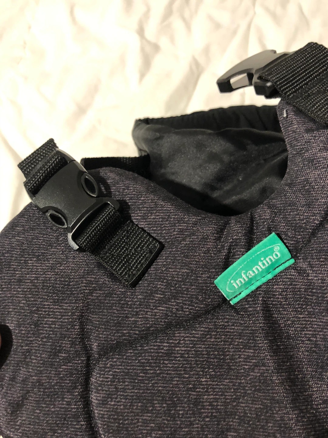 Infantino Baby Carrier - photo 2