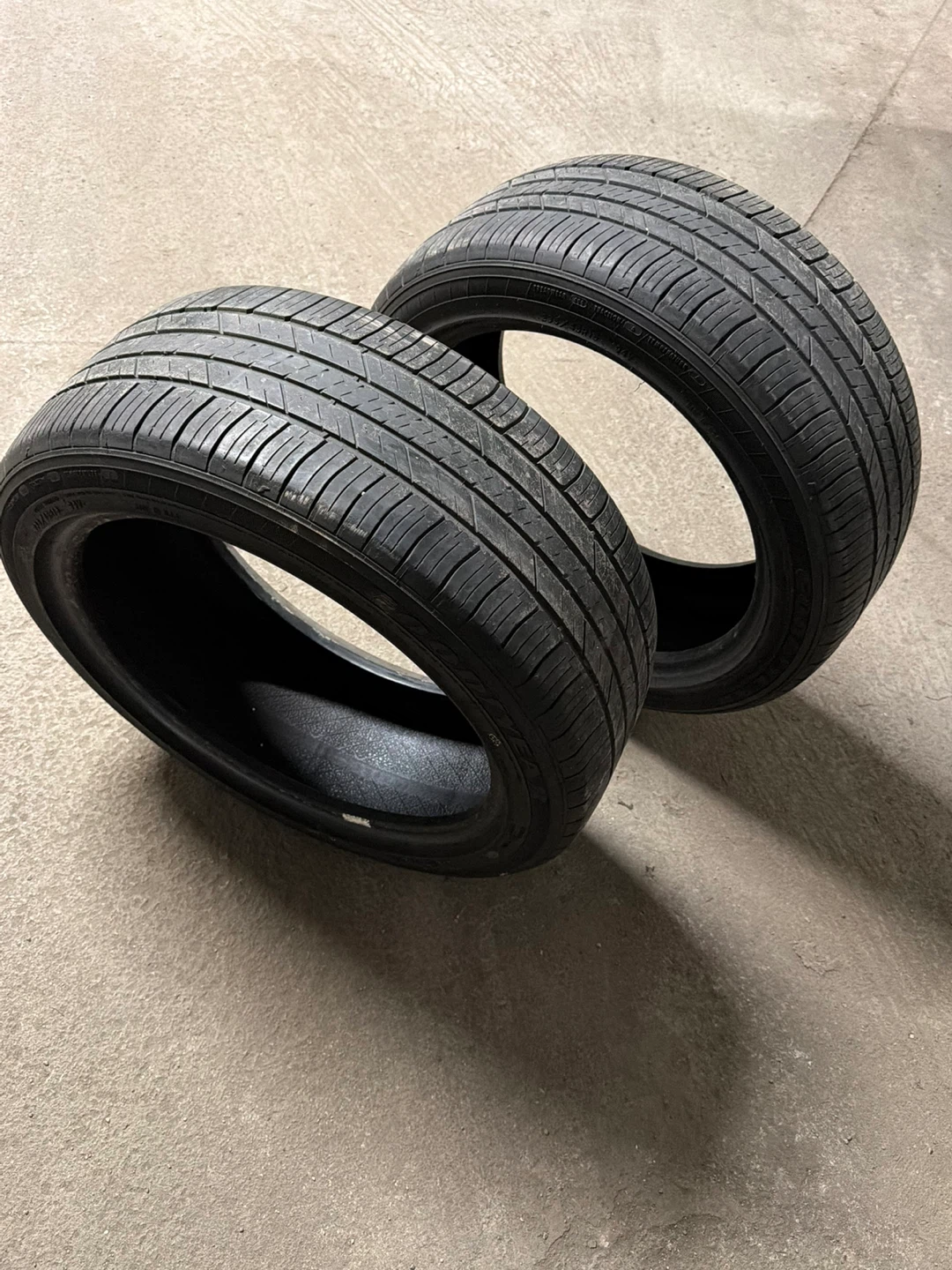 Goodyear Assurance Maxlife Tires (2 Tires)