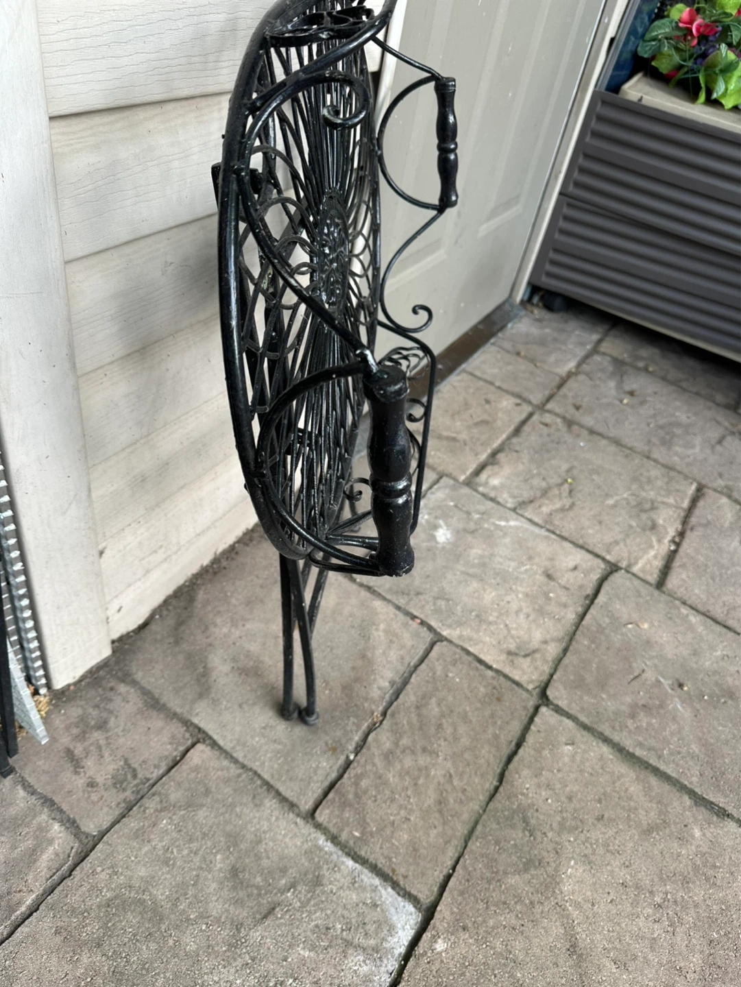 Vintage Black Metal Folding Plant Stand / Side Table - photo 4