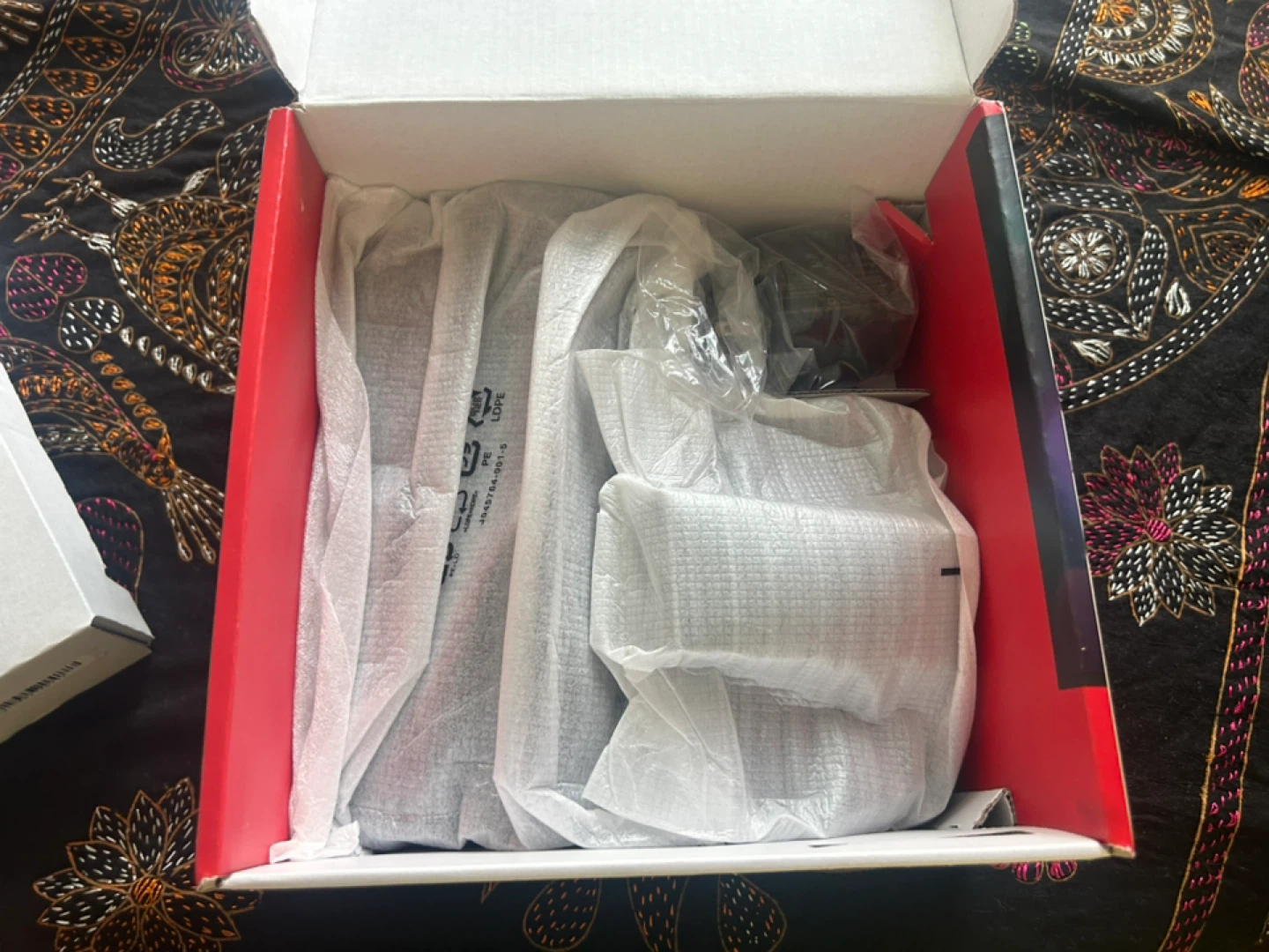 $650 New Switch 2 in Box w Switch Sports Game! - photo 4