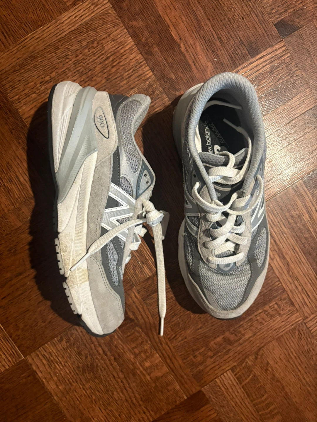 New Balance 990v6 Grey Running Shoes
