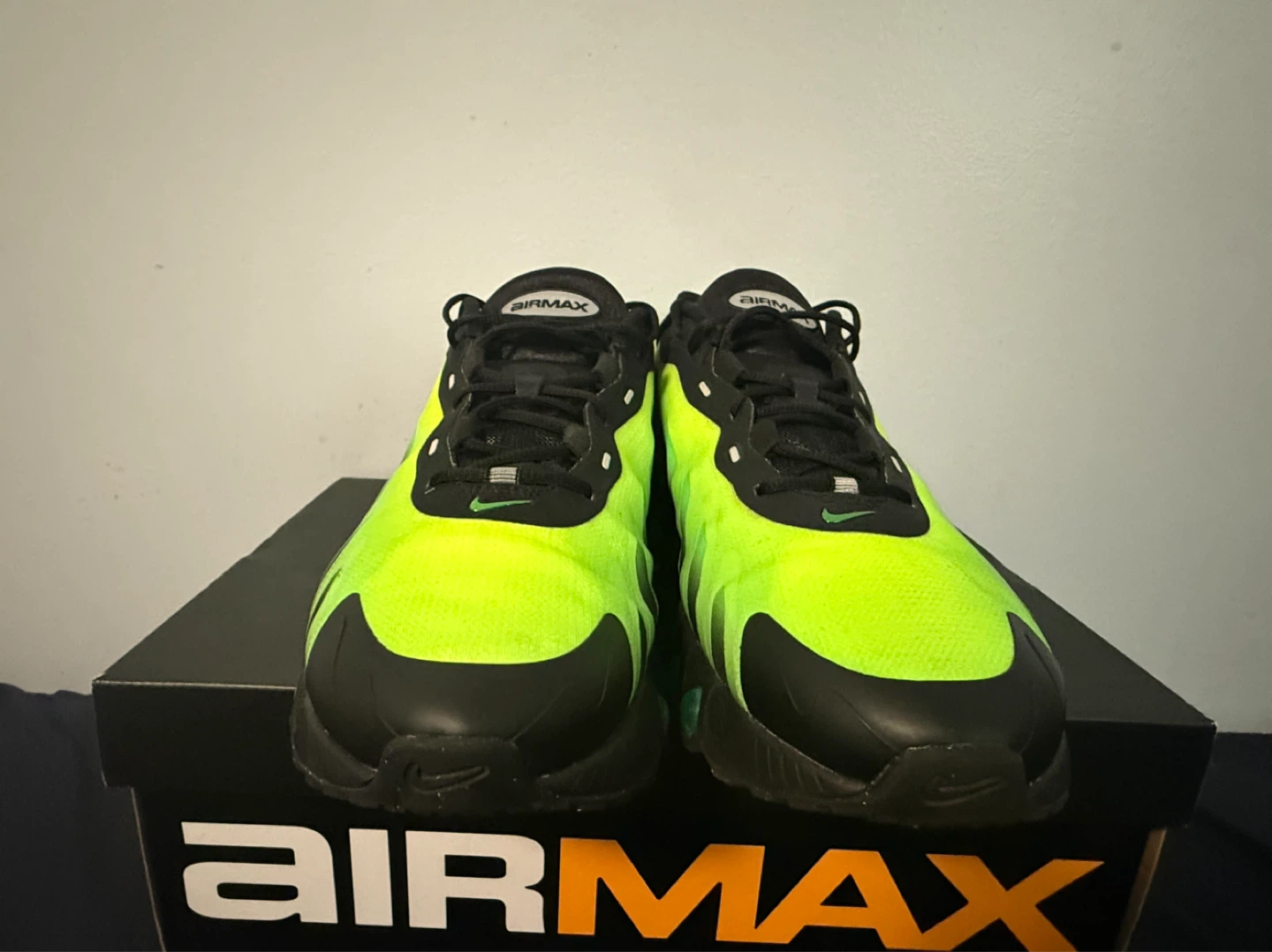 NIKE AIR MAX DN8 (VOLT & BLACK) **Sz 12** $80 FIRM - photo 3