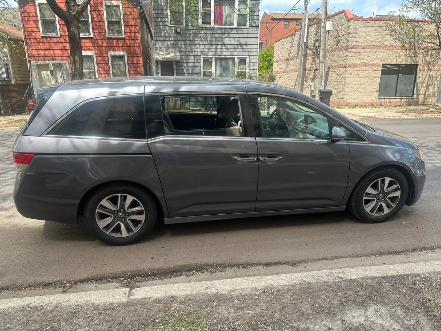 2012 Honda Odyssey EX-L - photo 2