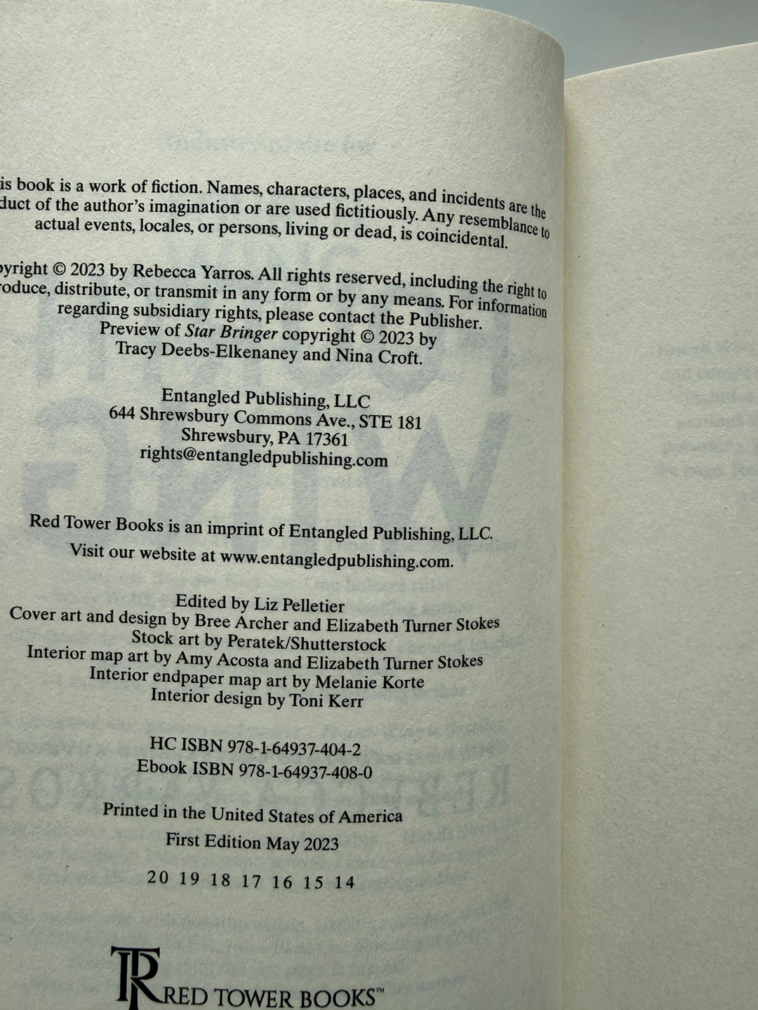 Fourth Wing by Rebecca Yarros - First edition hardcover - photo 2