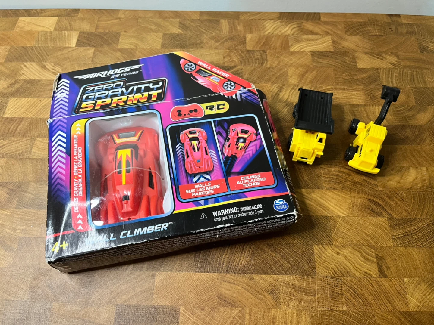 Air Hogs Zero Gravity Wall Climber RC Car