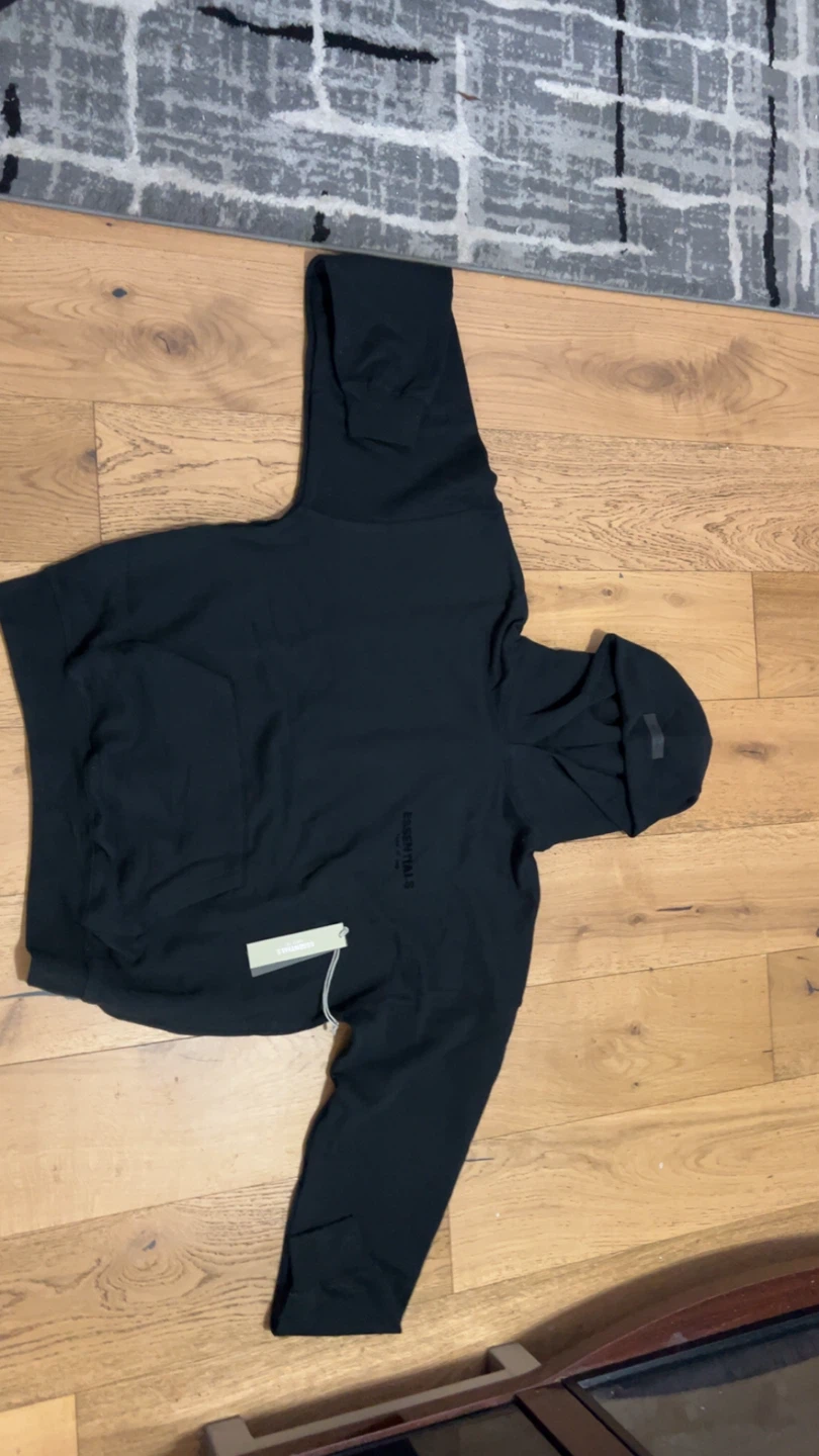 ESSENTIALS Fear of God Black Hoodie