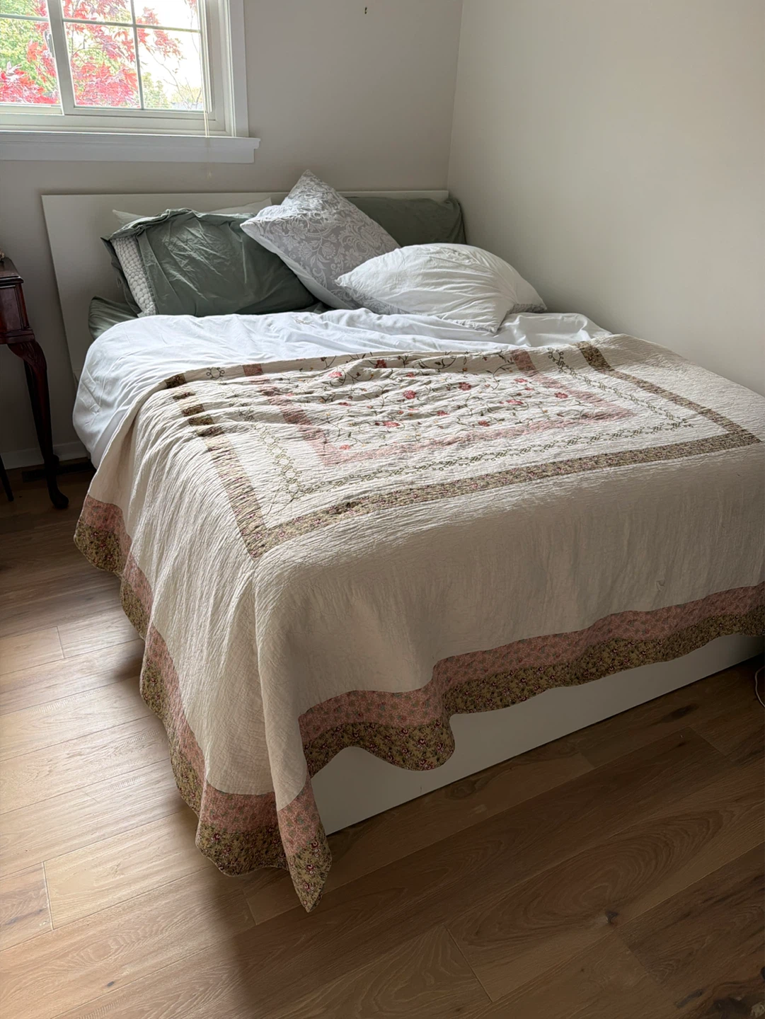 IKEA MALM Queen sized bed with 4 storage drawers- White - photo 2