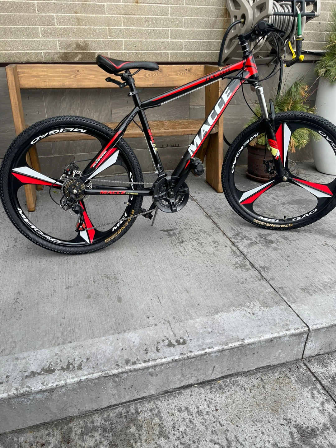 24 Speed MACCE ZAN500 Mountain Bike - photo 2