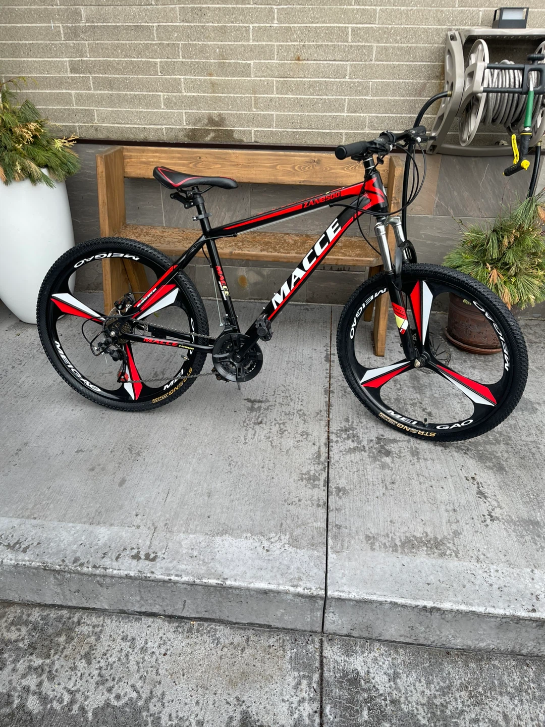 24 Speed MACCE ZAN500 Mountain Bike - photo 3