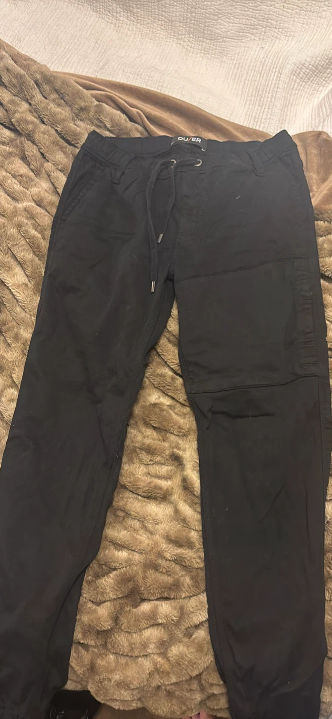DU/ER Black Slim Fit Cargo Pants