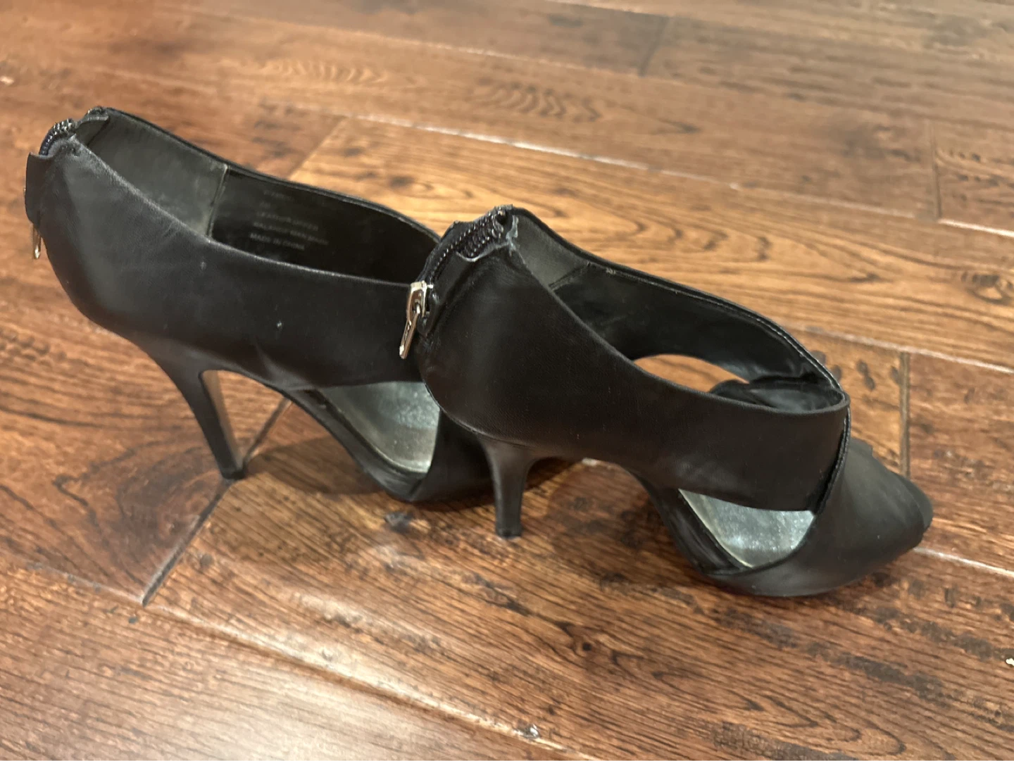 Steve Madden Black Leather Peep-Toe Heels - Size 6M - photo 3