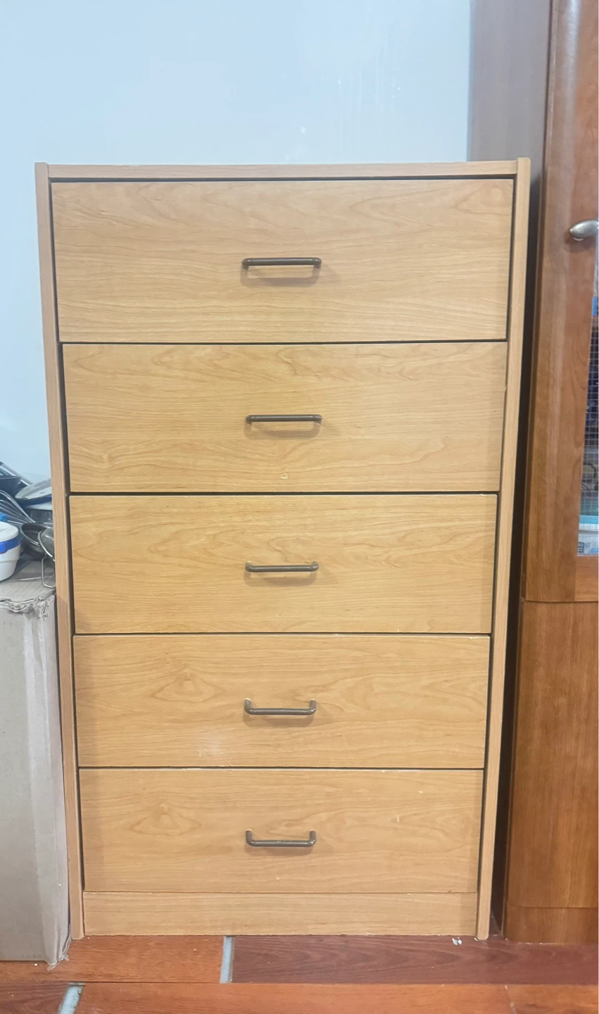 5-Drawer Chest of Drawers - Light Wood Finish