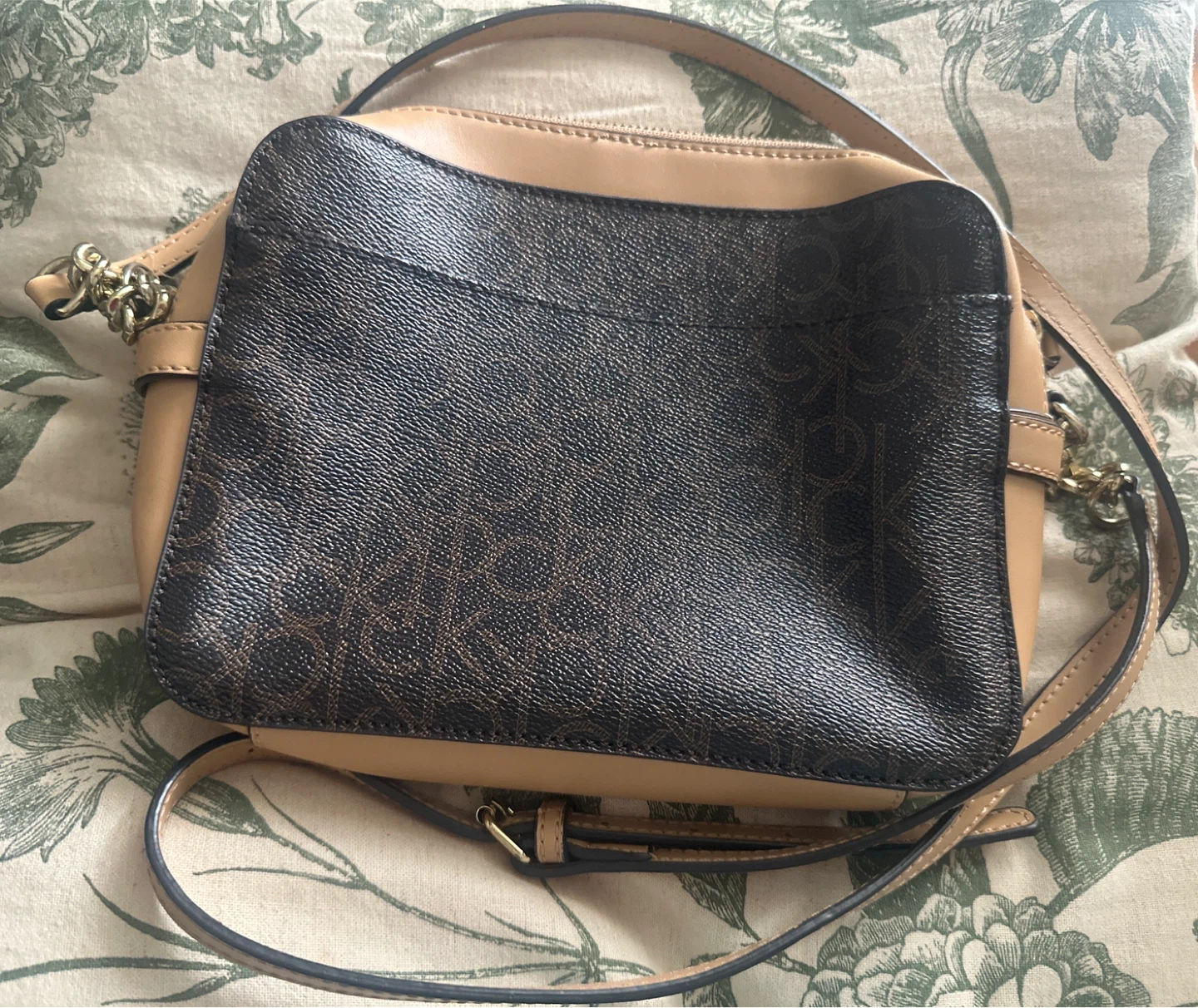 Calvin Klein Crossbody Bag - photo 2