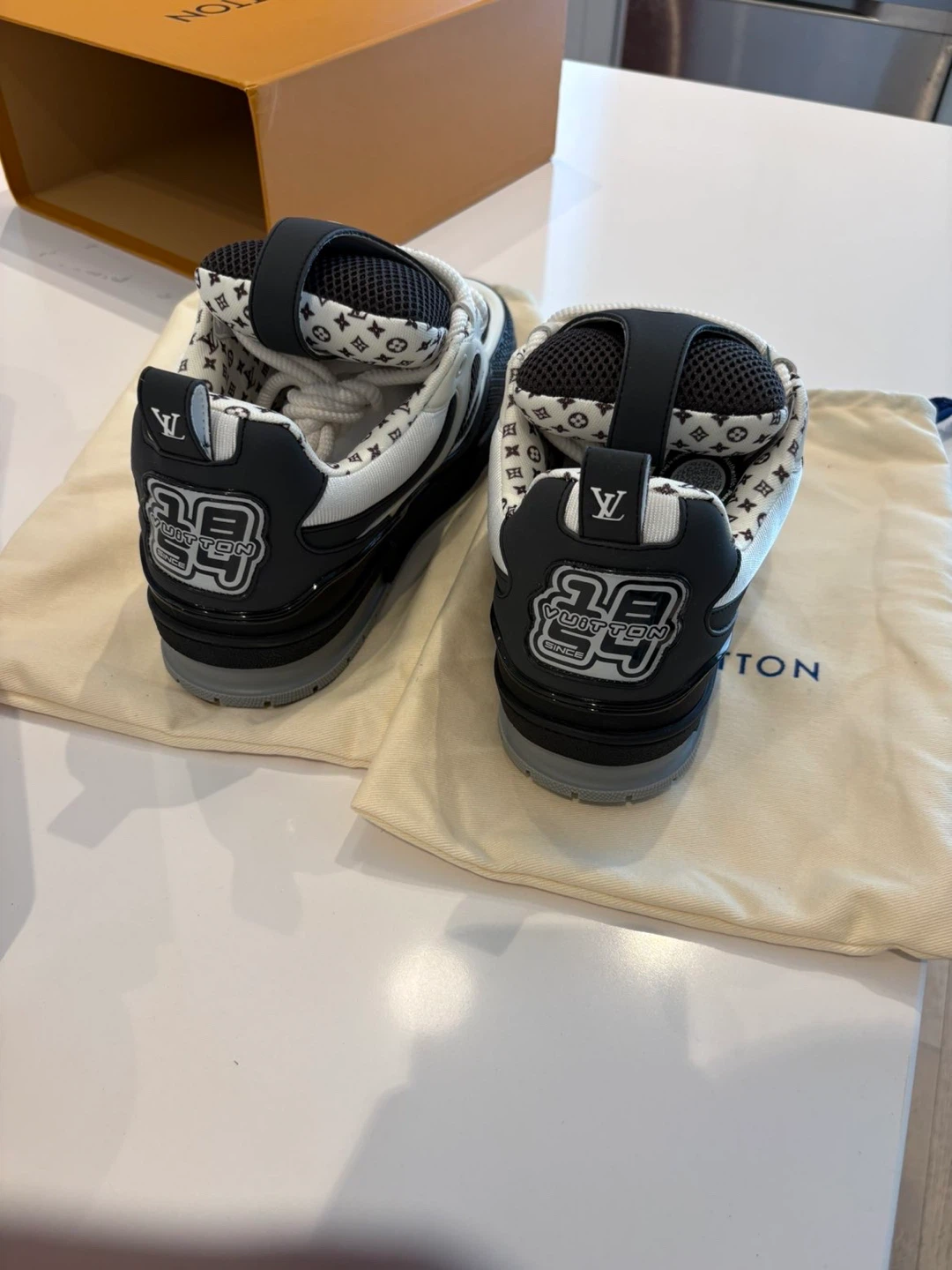 Louis Vuitton "LV Trainer" Sneakers - photo 4