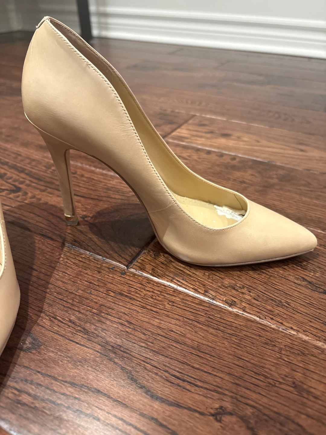 Michael Kors Nude Leather Heels - photo 3