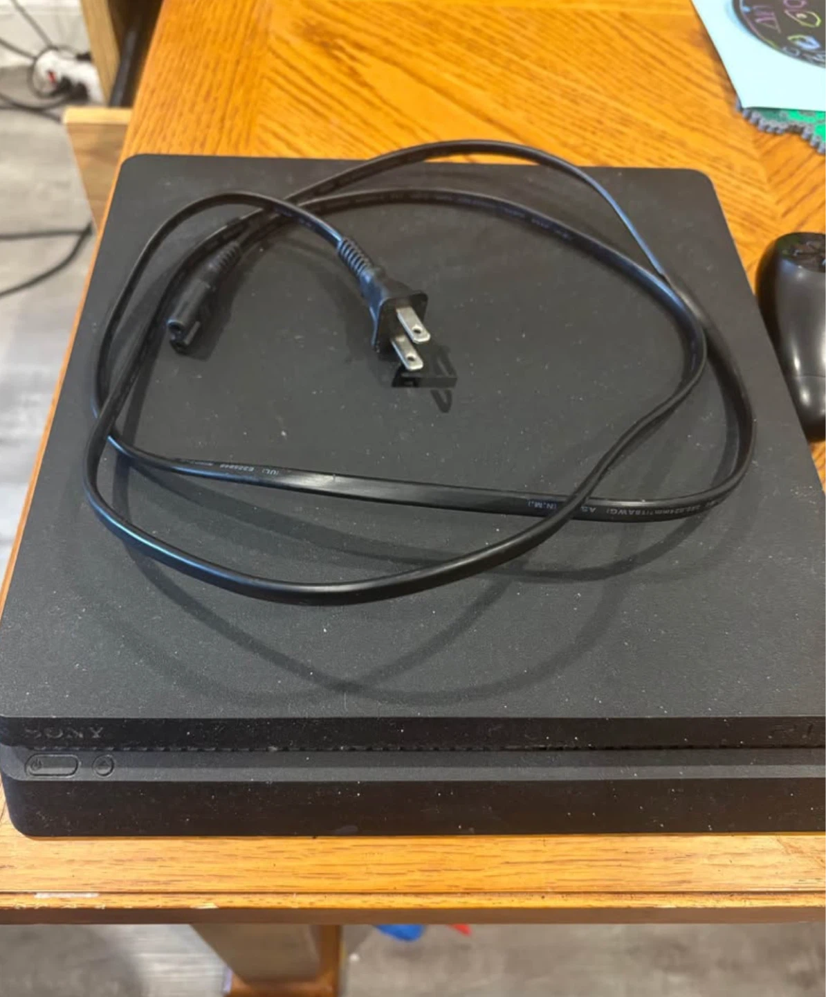 PlayStation 4 Slim Console with 11 Games and 2 Controllers - photo 3