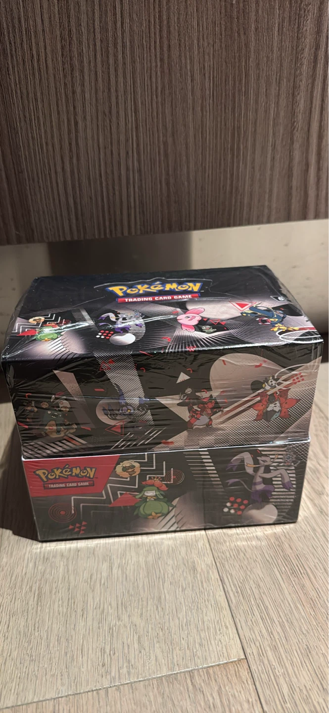 Pokemon Unova Mini Tin Display