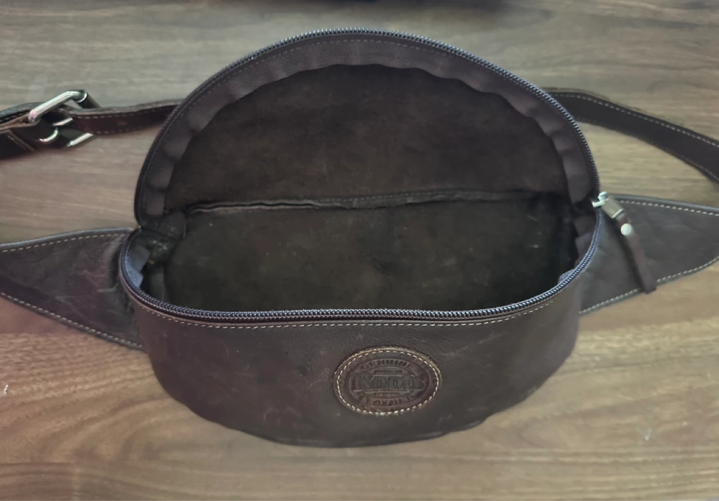 Vintage 90's Roots Leather Belt Bag - photo 3