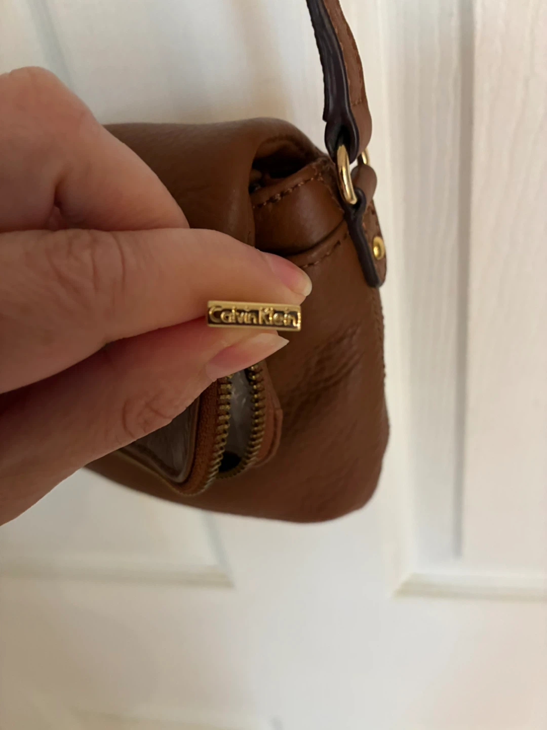 Calvin Klein Brown Leather Crossbody Bag - photo 5