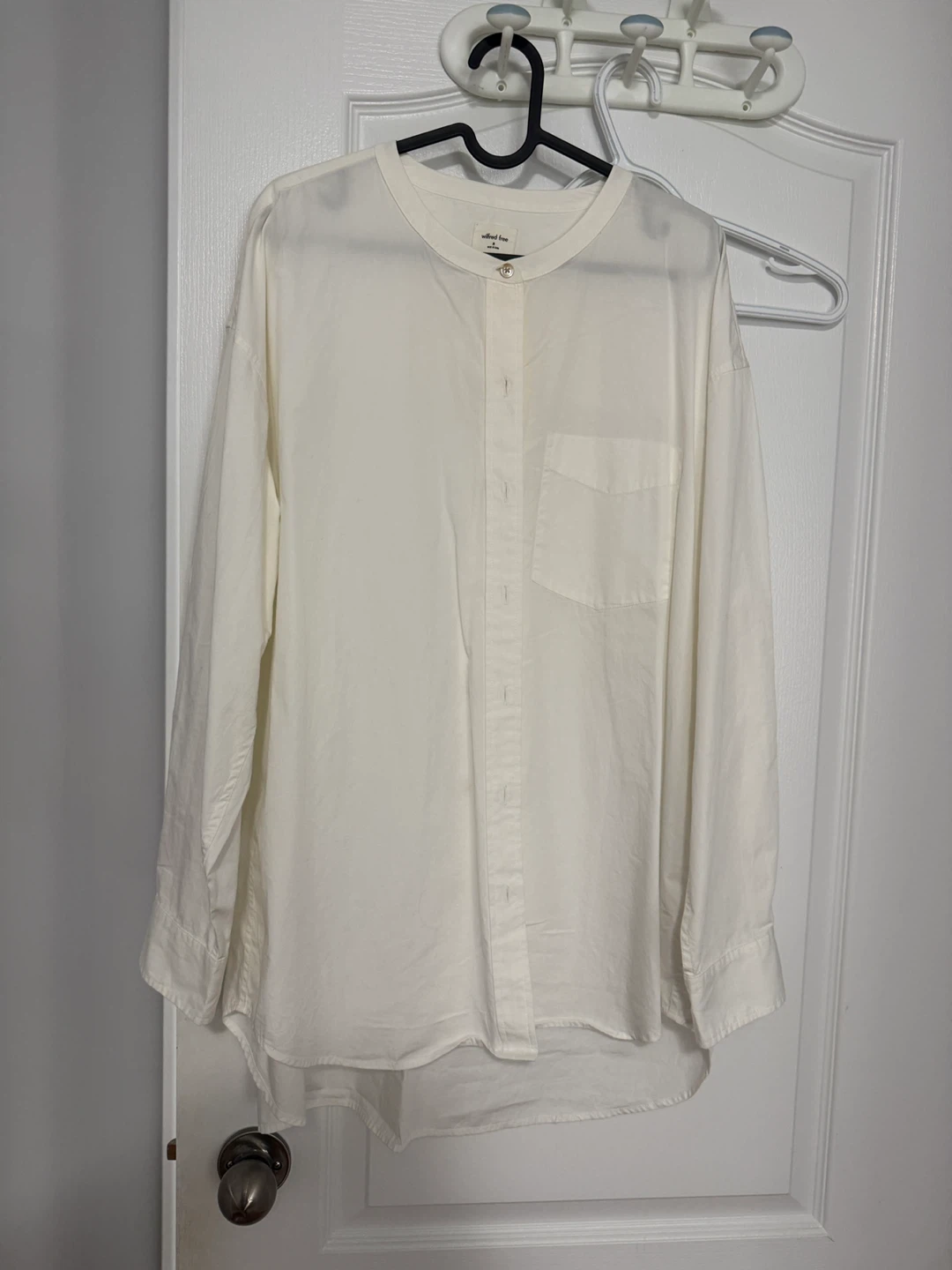 Aritzia Wilfred Free White Button-Up Shirt
