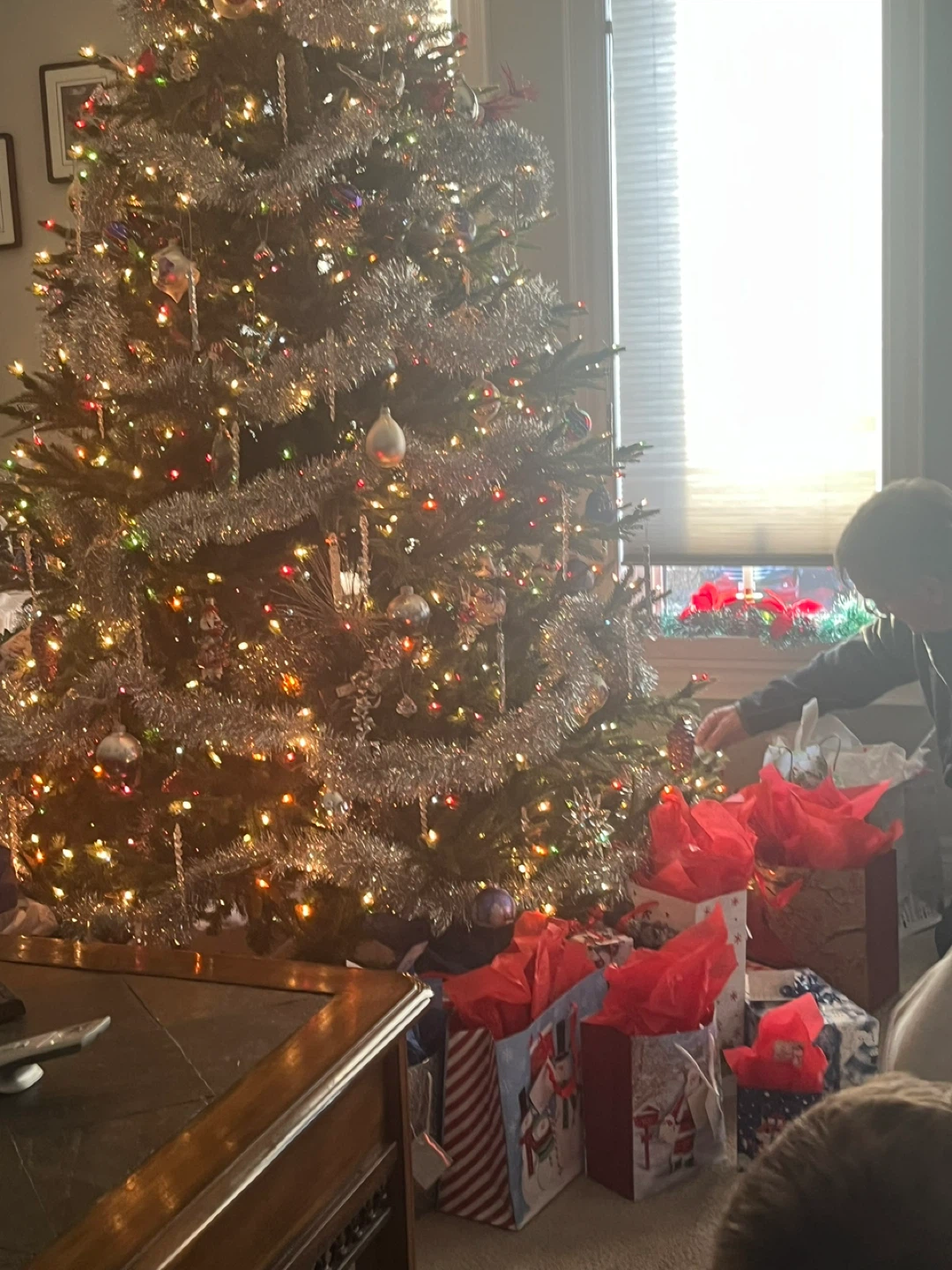 Pre-lit Artificial Christmas Tree - photo 2