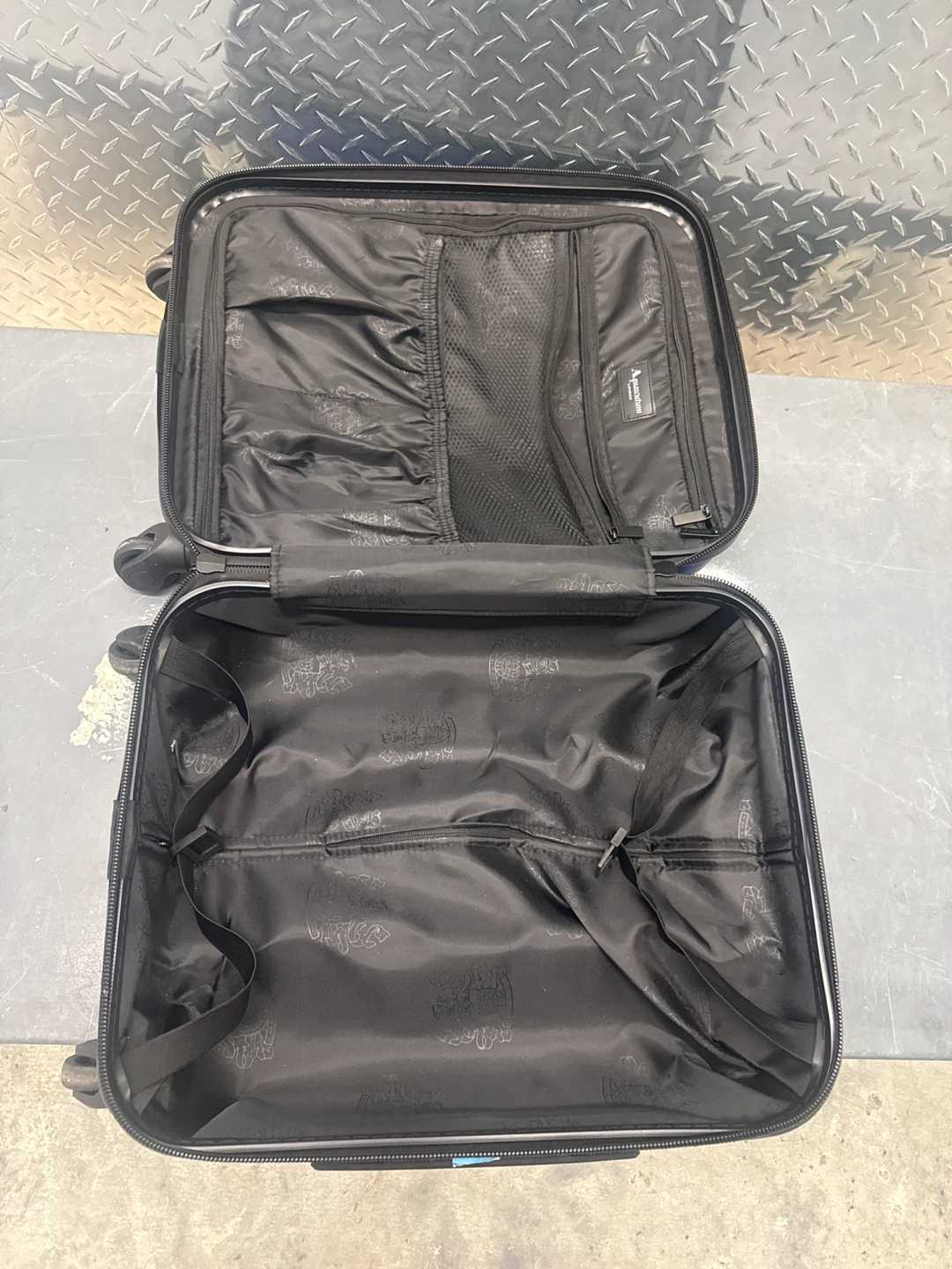 Aquascutum Blue Hardside Carry-On Luggage - photo 3