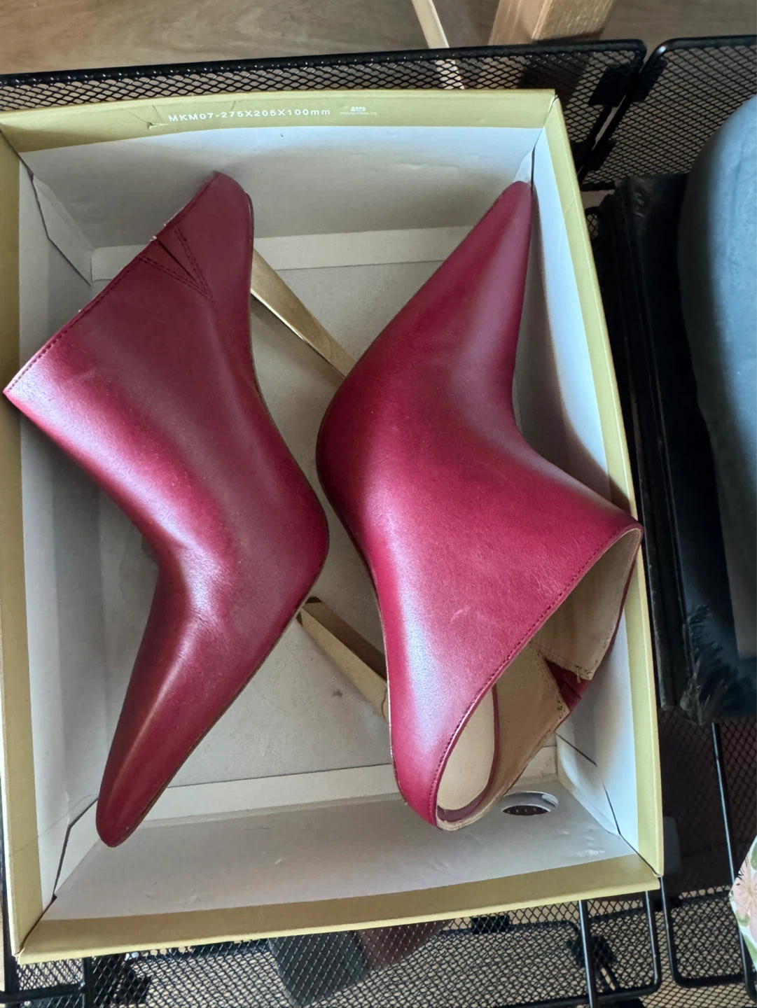 MK Halle leather mule pumps