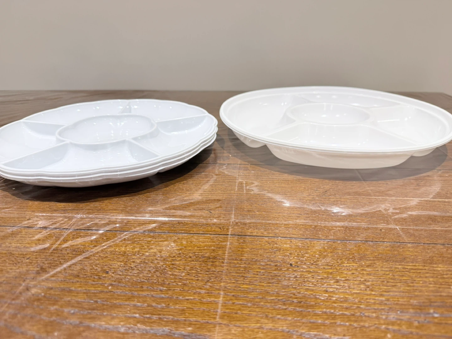 White Plastic Serving Platters - photo 5