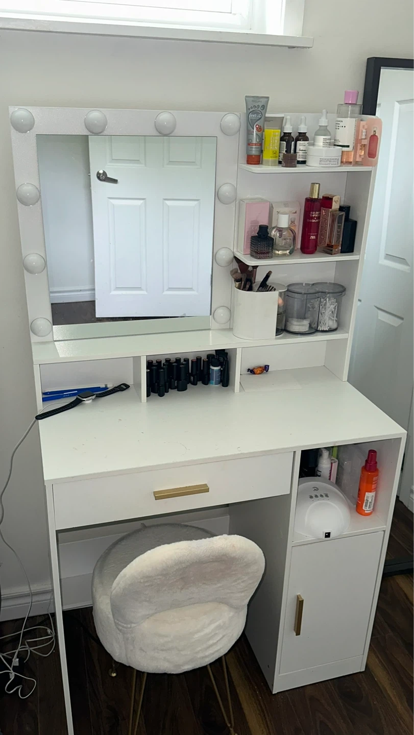 White Vanity Desk with Mirror and Lights - photo 3