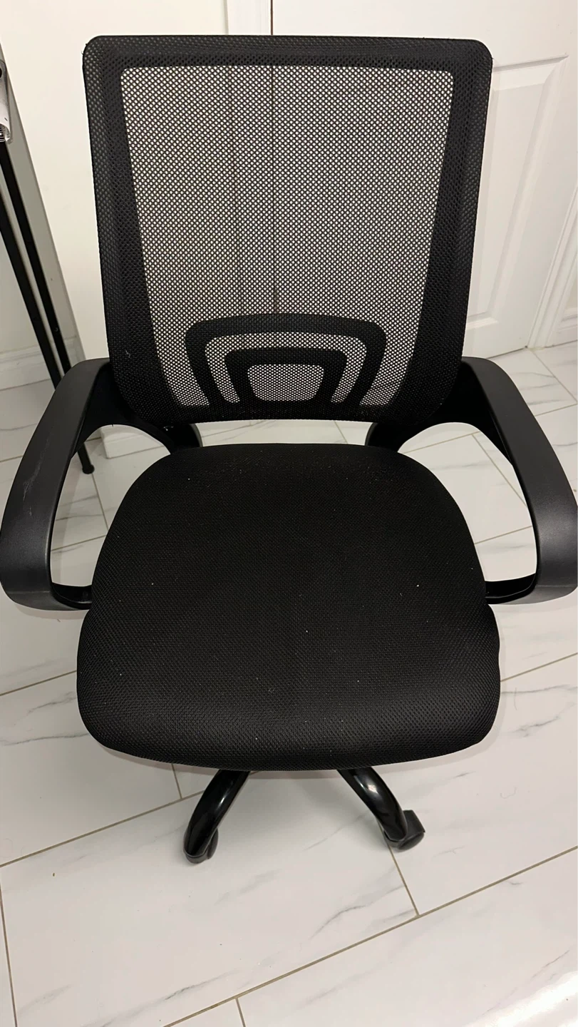 Black Mesh Office Chair - photo 2