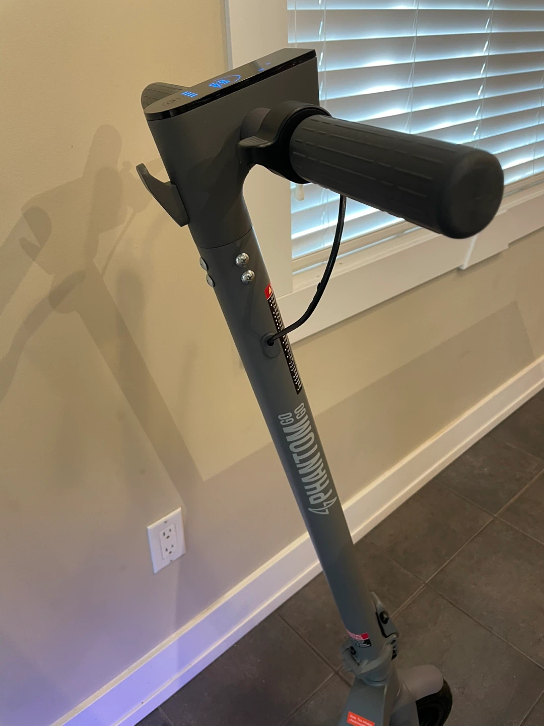 Electric Scooter - photo 2