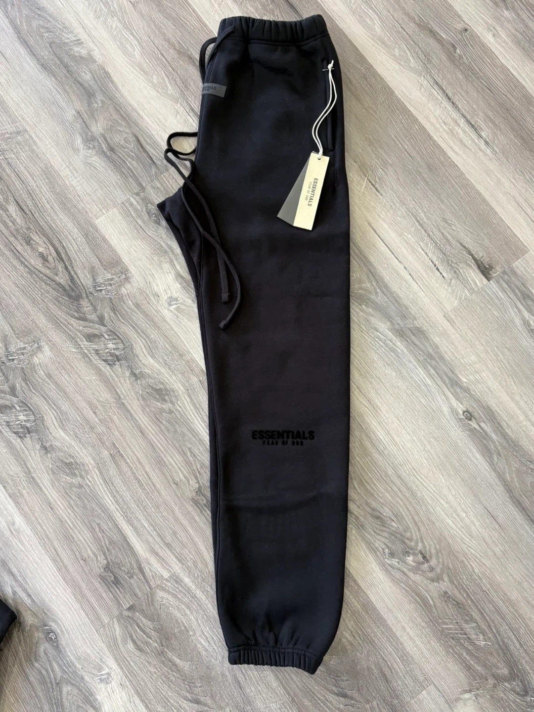 FEAR OF GOD ESSENTIALS Black Hoodie & Sweatpants Set - photo 2