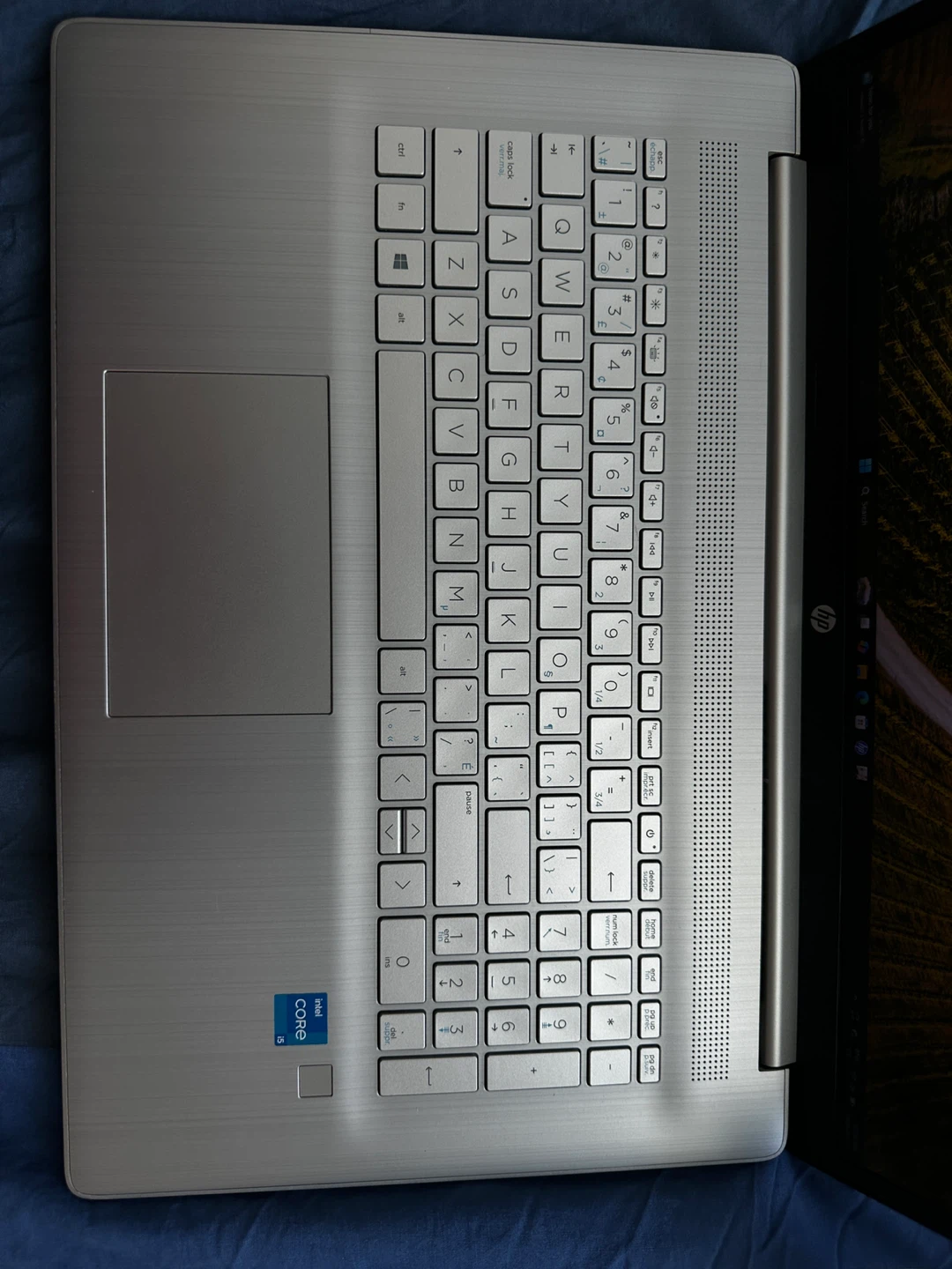 Selling my HP 17-inch laptop - photo 3