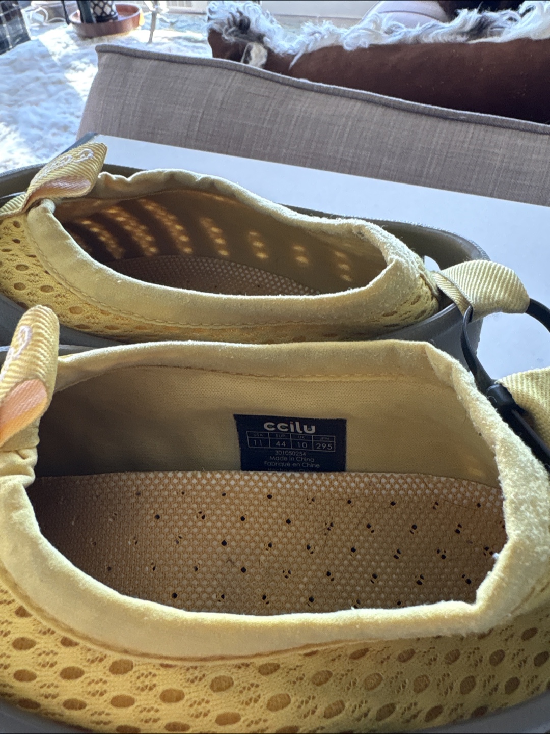 ccilu Aqua Shoes - Grey/Yellow - photo 2