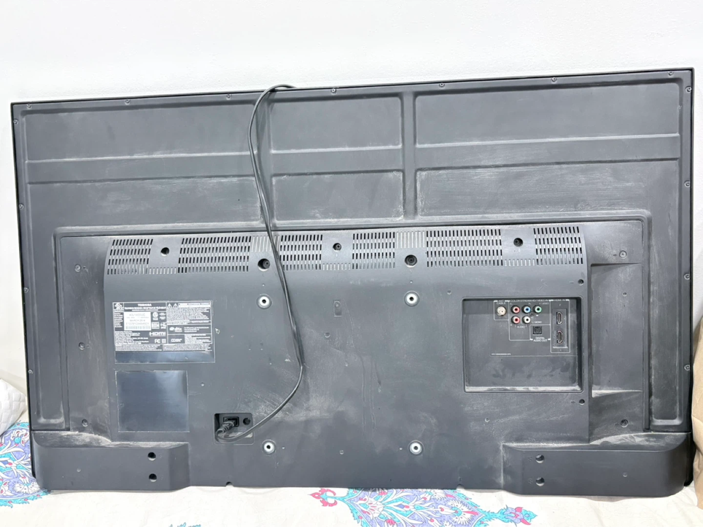 Toshiba 40L1400UC Television - photo 3