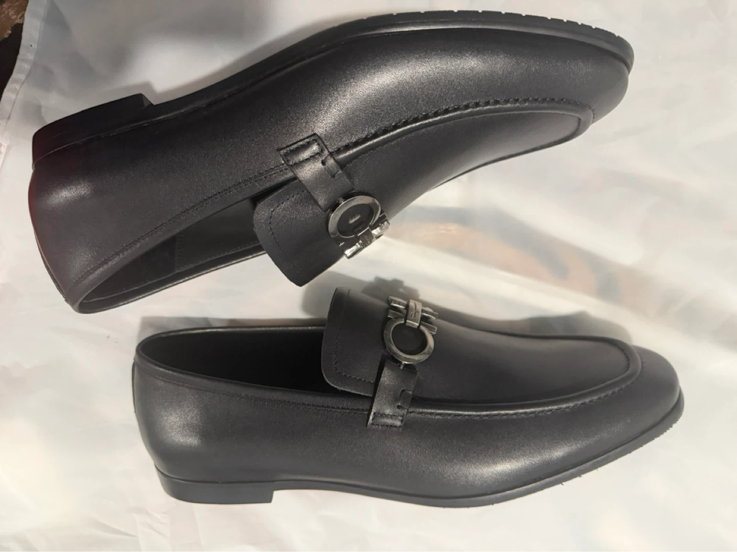 Salvatore Ferragamo Black Leather Loafers - Size 44 - photo 3