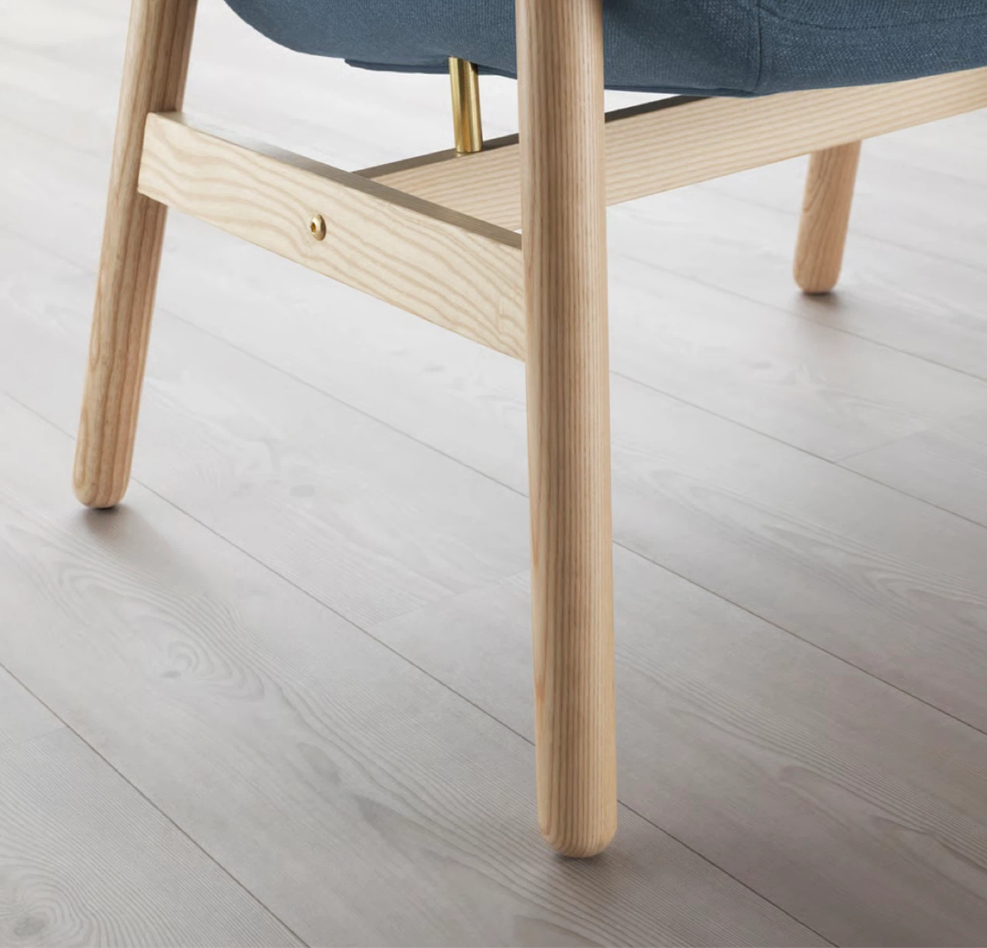 IKEA VEDBO Armchair (Gunnared Blue) - photo 5