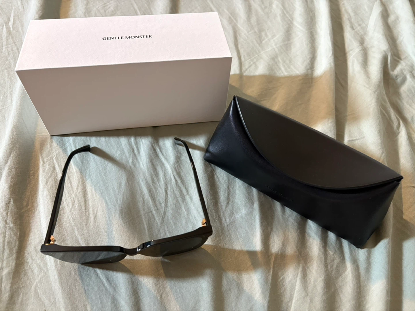 Gentle Monster Her S-01 Sunglasses
