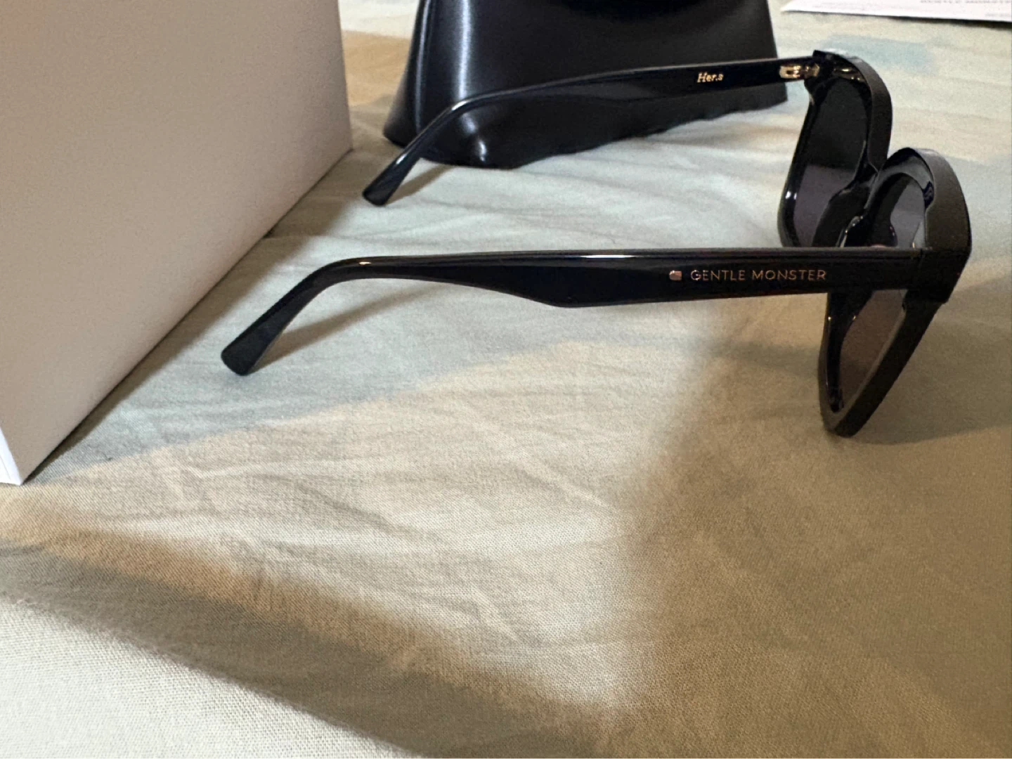 Gentle Monster Her S-01 Sunglasses - photo 4