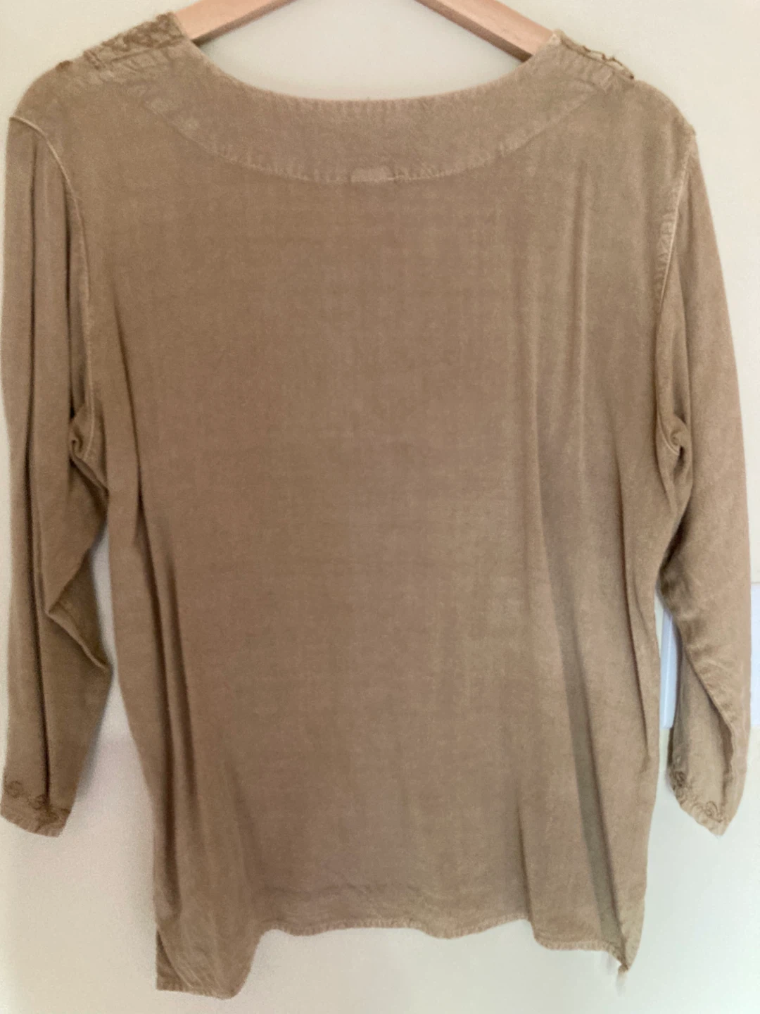 Embroidered Rayon Top - M - photo 4