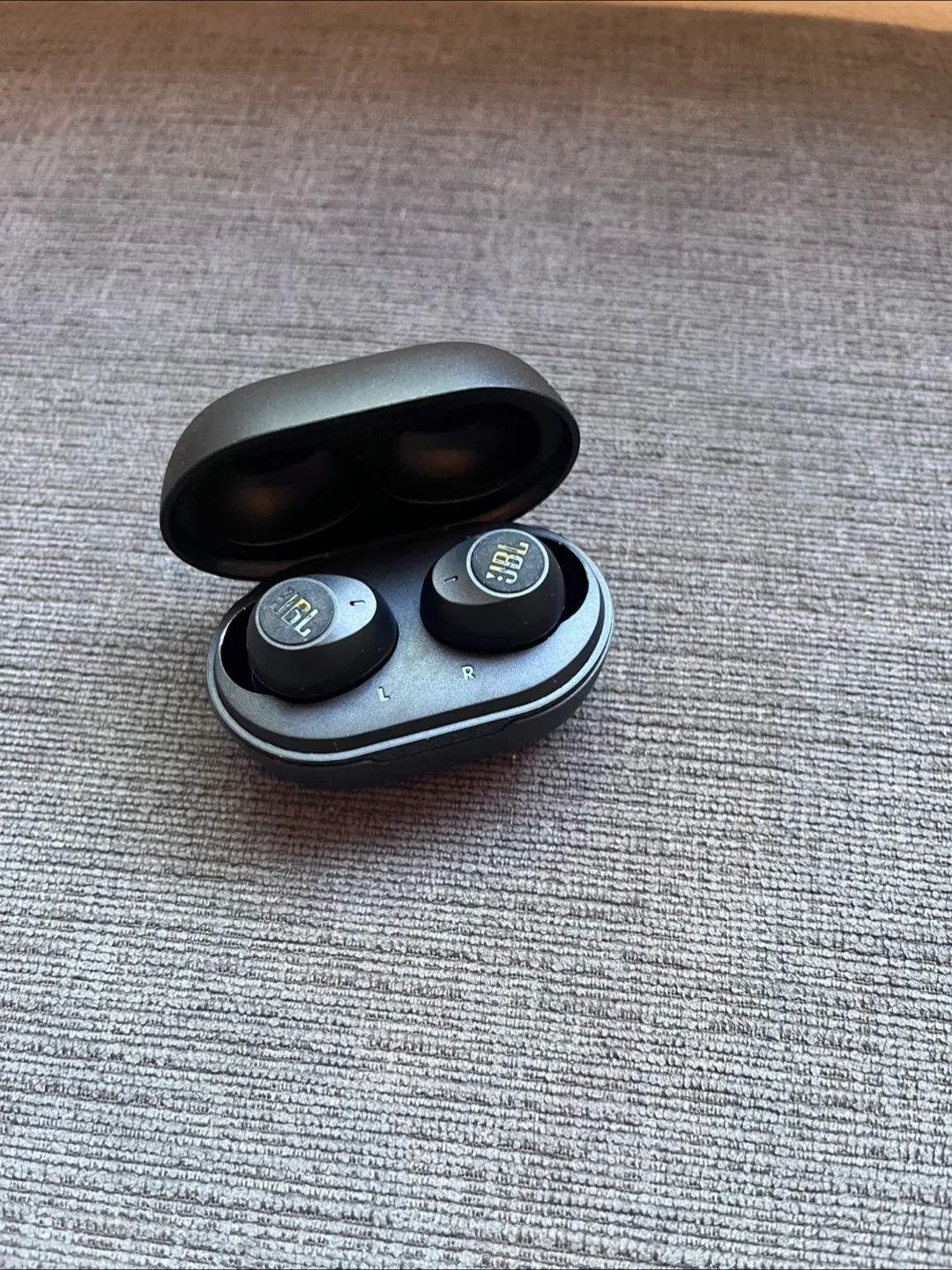JBL Earbuds