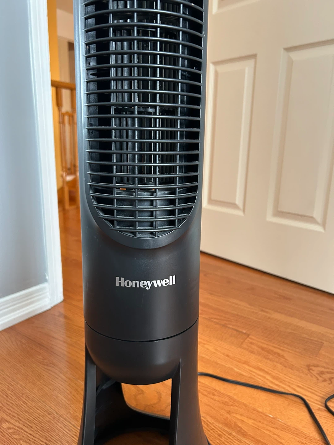 Honeywell Tower Fan - photo 2